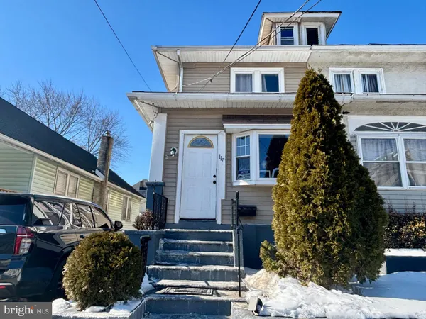 $320,000 | 117 Linden Avenue, Oaklyn, NJ 08107