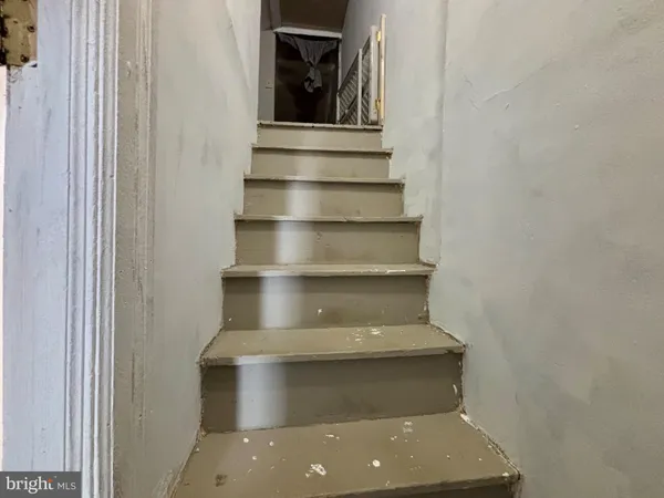 $320,000 | 117 Linden Avenue, Oaklyn, NJ 08107