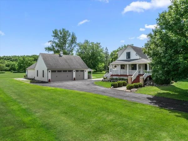 $599,900 | N104-w16269 Donges Bay Road, Germantown, WI 53022