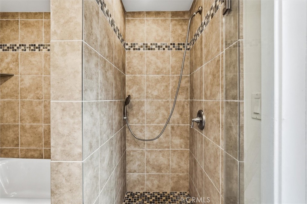 4489 Varain Road Mariposa, CA 95338 - Photo 15 of 39 a bathroom with a shower