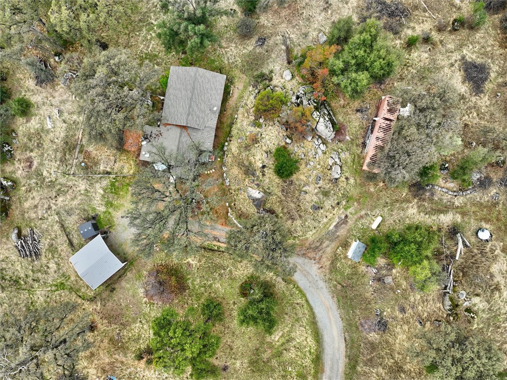 4489 Varain Road Mariposa, CA 95338 - Photo 39 of 39 a aerial view of a house with a yard and trees