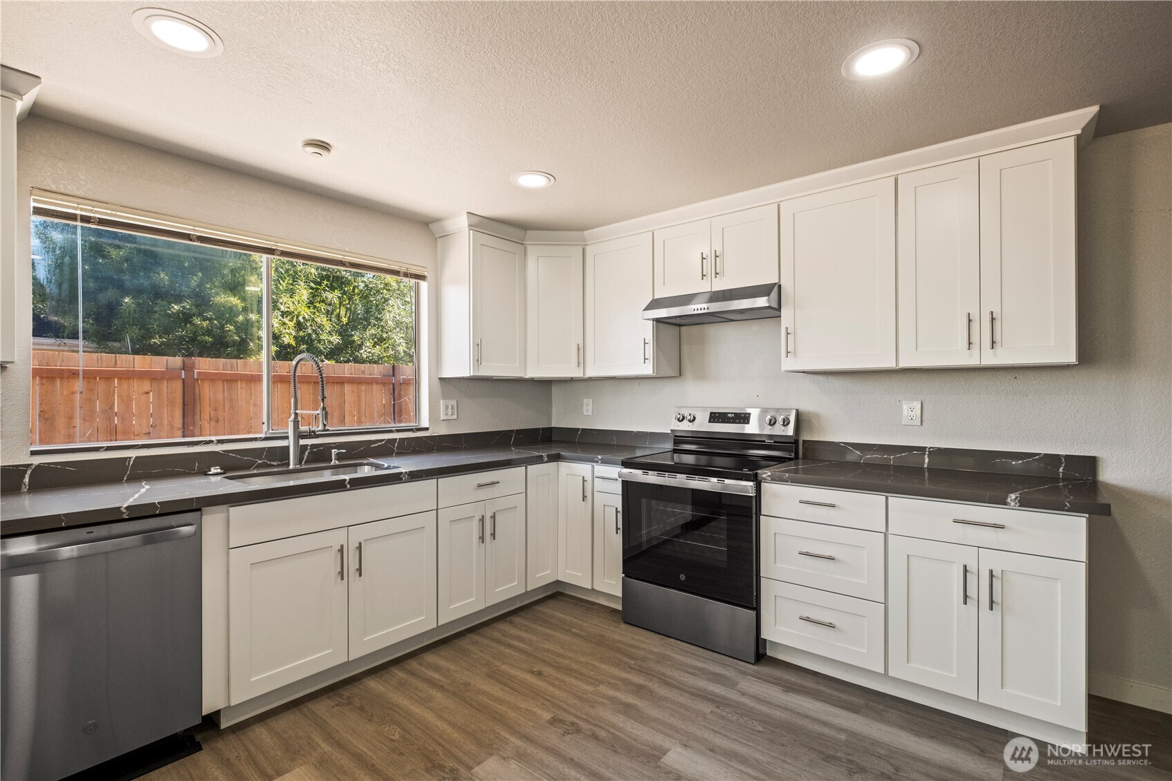 20916 Military Road South SeaTac, WA 98198 - Photo 10 of 33 Gallery Image 10