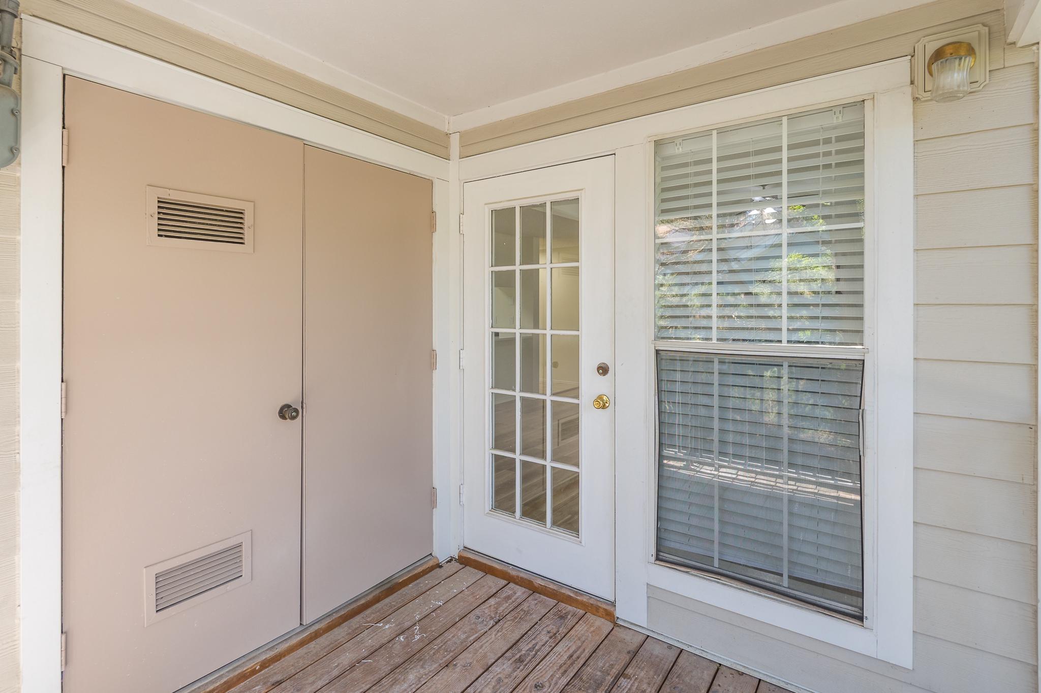 21009 Timber Ridge Terrace, Unit 203 Ashburn, VA 20147 - Photo 27 of 38 Balcony