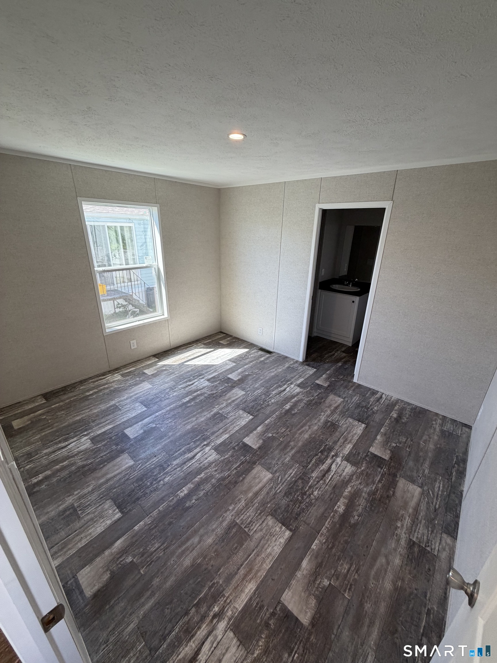 435 High Street, Unit 42 Groton, CT 06355 - Photo 7 of 11
