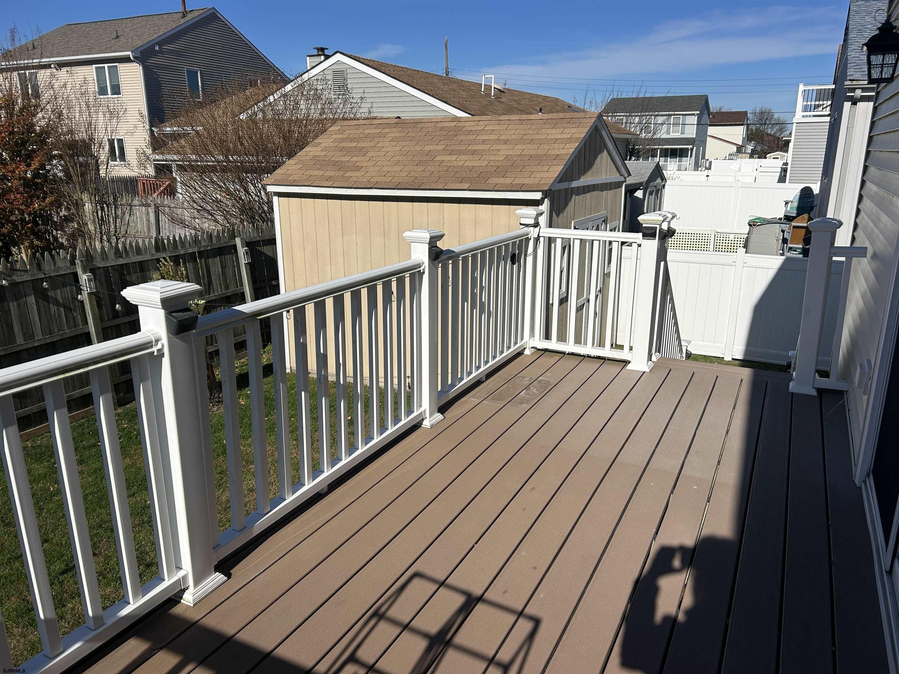 12 Vardon Road Brigantine, NJ 08203 - Photo 28 of 28 a balcony with wooden floor