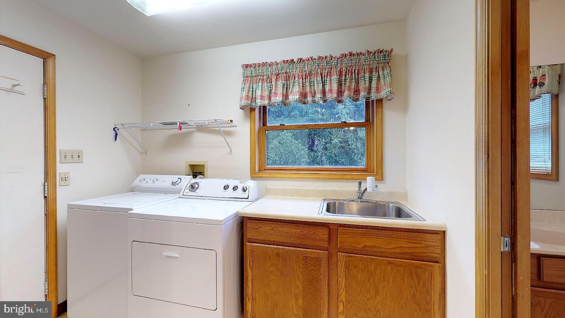 3916 Gehman Road Macungie, PA 18062 - Photo 11 of 36 Gallery Image 11