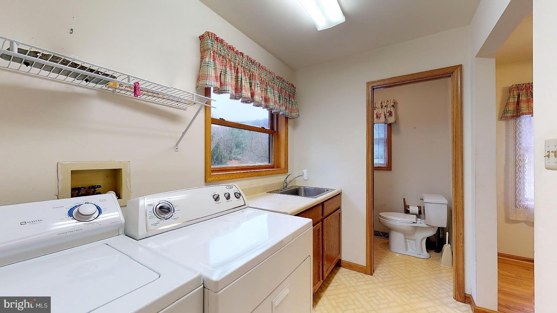 3916 Gehman Road Macungie, PA 18062 - Photo 12 of 36 Gallery Image 12