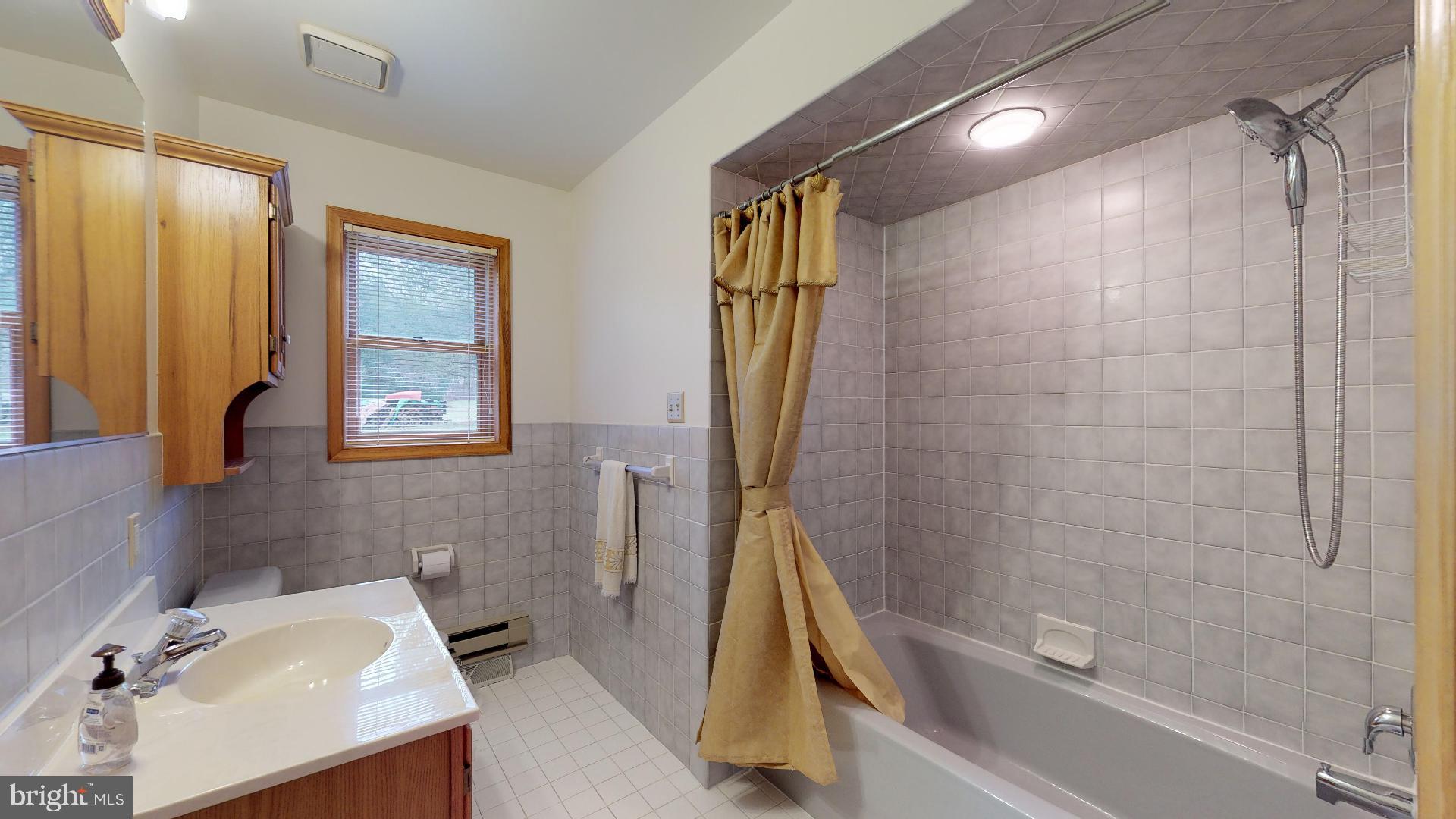 3916 Gehman Road Macungie, PA 18062 - Photo 17 of 36 Gallery Image 17