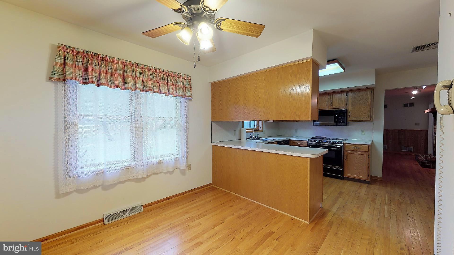3916 Gehman Road Macungie, PA 18062 - Photo 9 of 36 Gallery Image 9