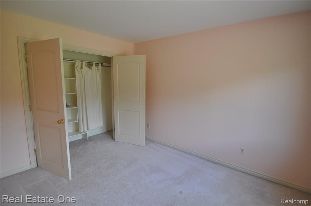 1510 West Predmore Road Oakland, MI 48363 - Photo 17 of 31 17.JPG