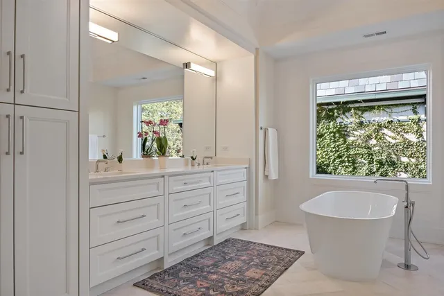 $3,295,000 | 889 Cherry Street, Winnetka, IL 60093