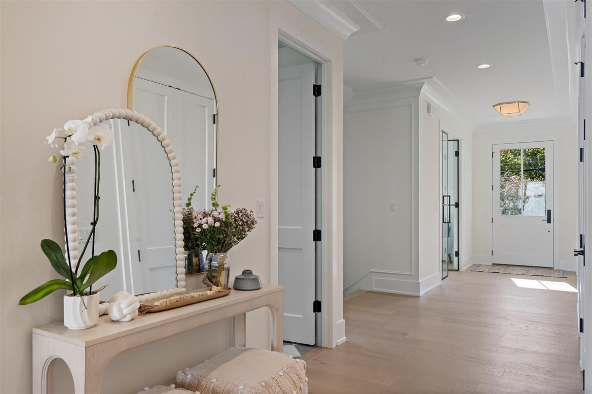 889 Cherry Street Winnetka, IL 60093 - Photo 4 of 76