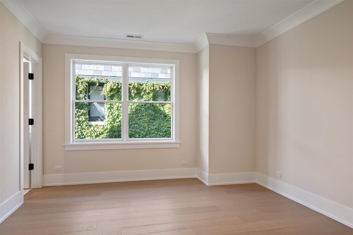 889 Cherry Street Winnetka, IL 60093 - Photo 41 of 76