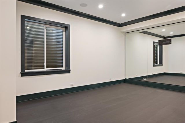 $3,295,000 | 889 Cherry Street, Winnetka, IL 60093