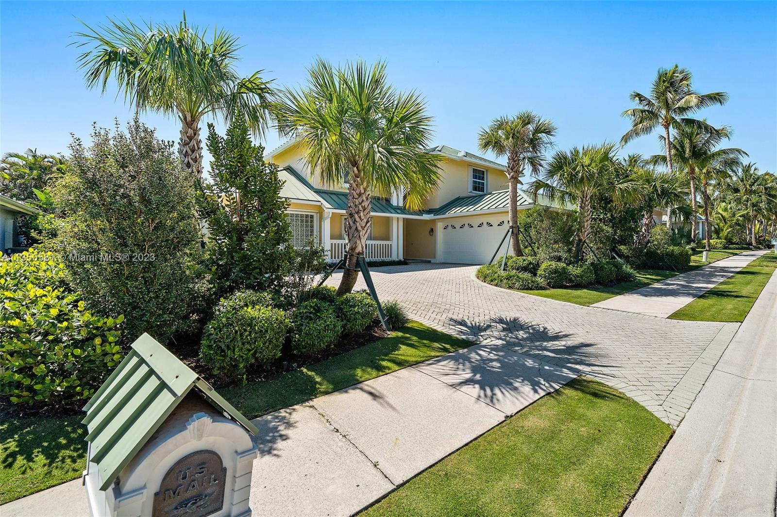 32 Coconut Lane Tequesta, FL 33469 - Photo 8 of 56 a view of outdoor space yard and swimming pool
