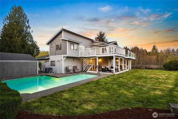 $949,950 | 34216 136th Avenue Southeast, Auburn, WA 98092