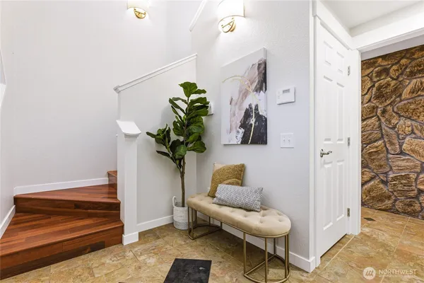 $949,950 | 34216 136th Avenue Southeast, Auburn, WA 98092