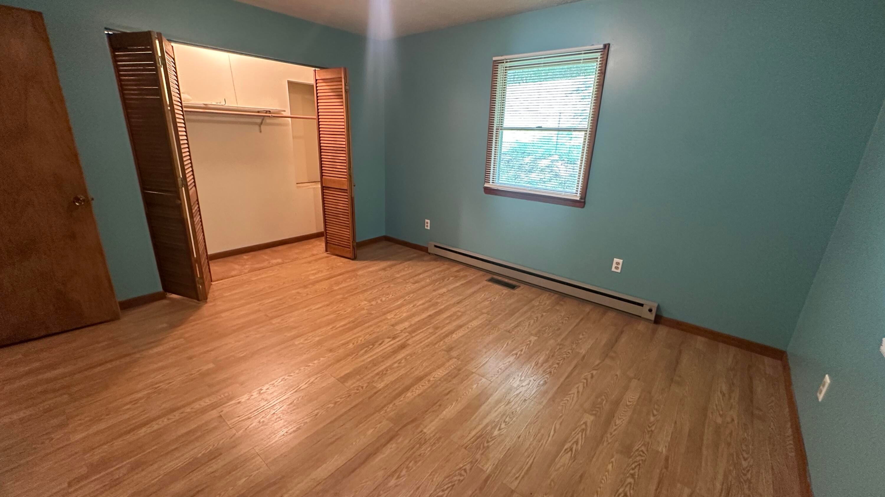 186 View Road Alderson, WV 24910 - Photo 24 of 39 Primary Bedroom