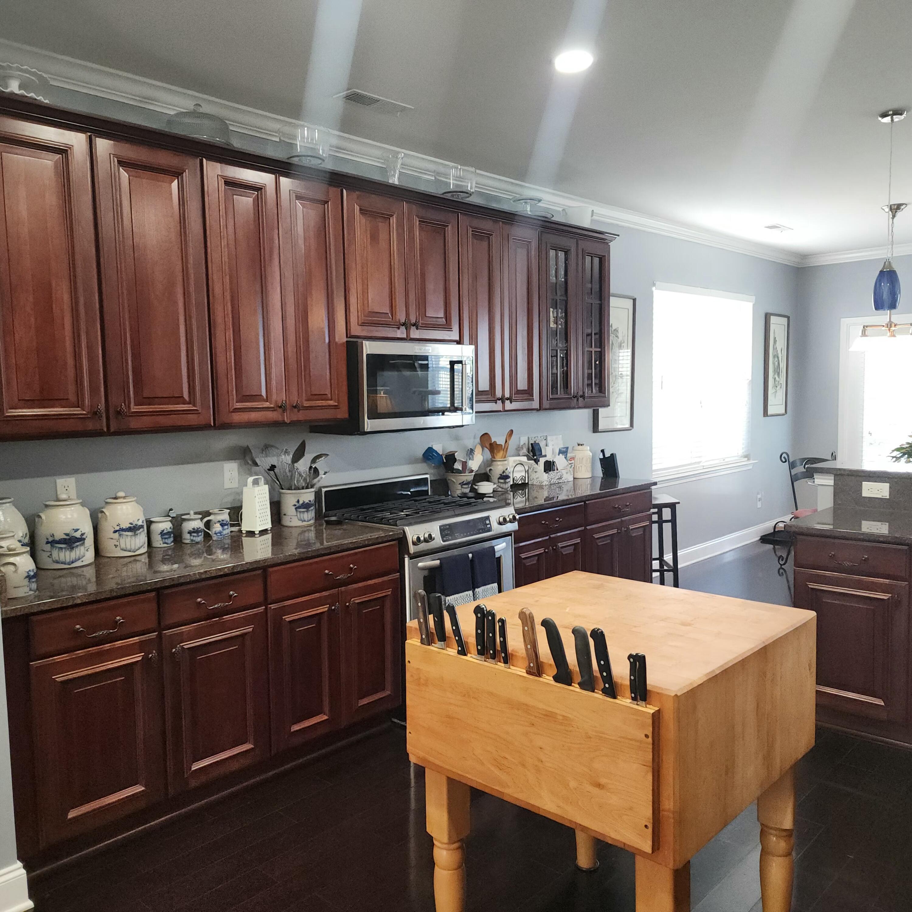 169 Woodbrook Way Moncks Corner, SC 29461 - Photo 12 of 51 20250514_162551 (1)