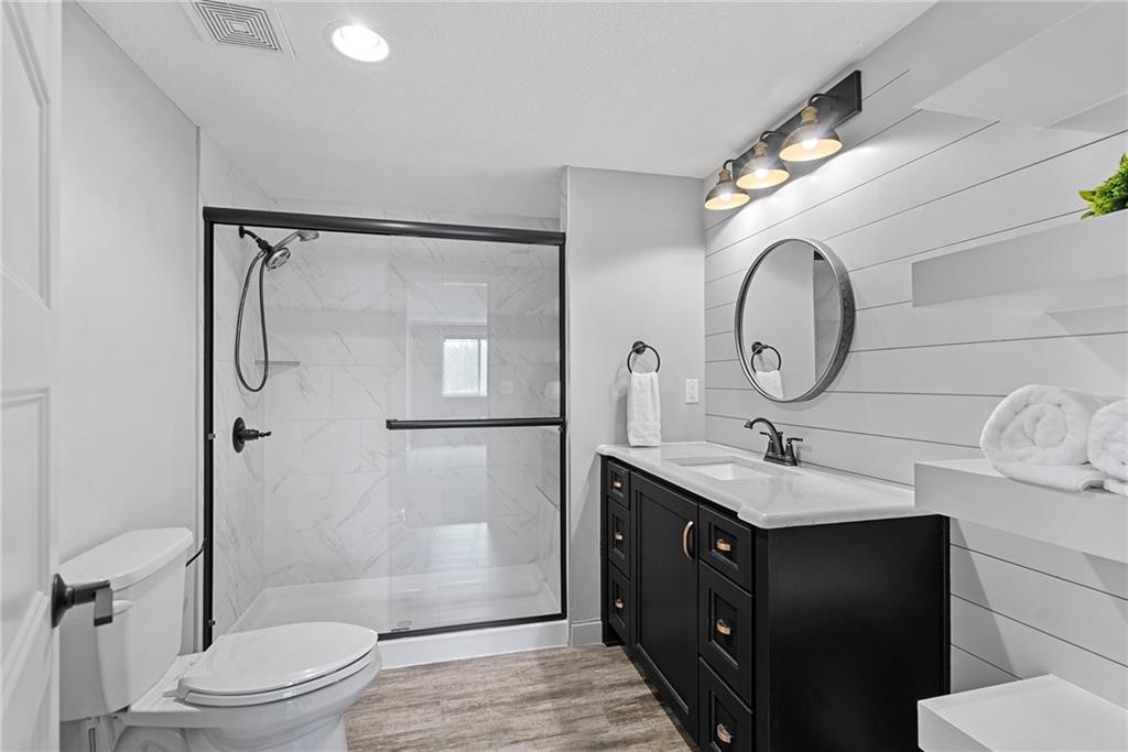 22275 West 98th Terrace Lenexa, KS 66220 - Photo 25 of 41