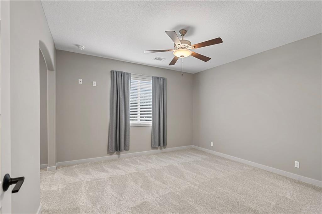 22275 West 98th Terrace Lenexa, KS 66220 - Photo 26 of 41