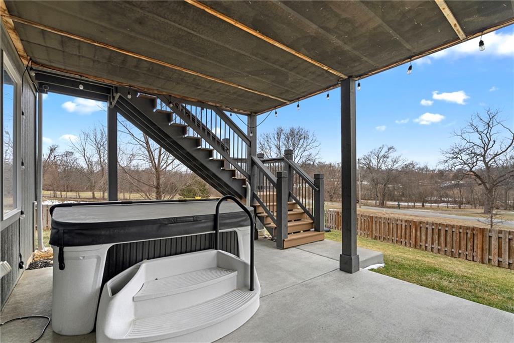 22275 West 98th Terrace Lenexa, KS 66220 - Photo 33 of 41