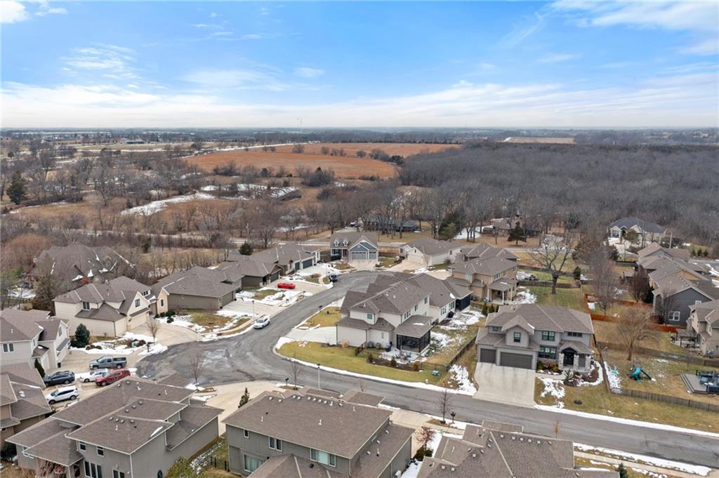 22275 West 98th Terrace Lenexa, KS 66220 - Photo 39 of 41