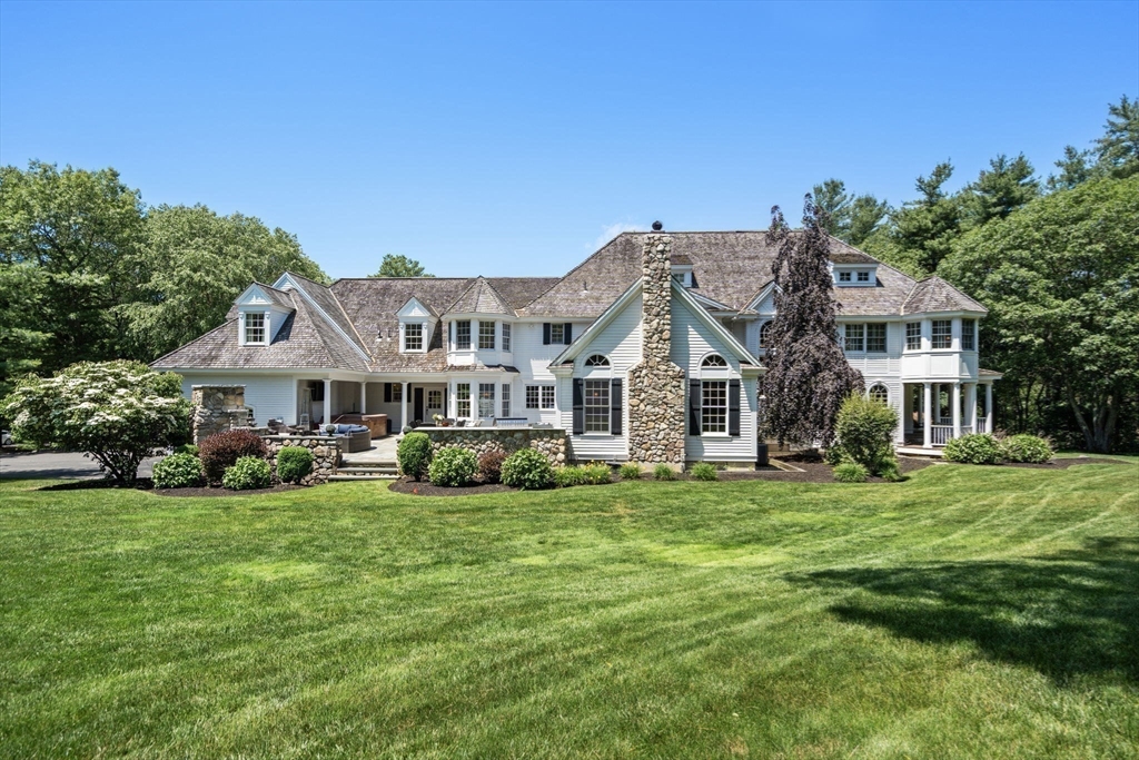3 Stone Bridge Lane Milton, MA 02186 - Photo 31 of 37