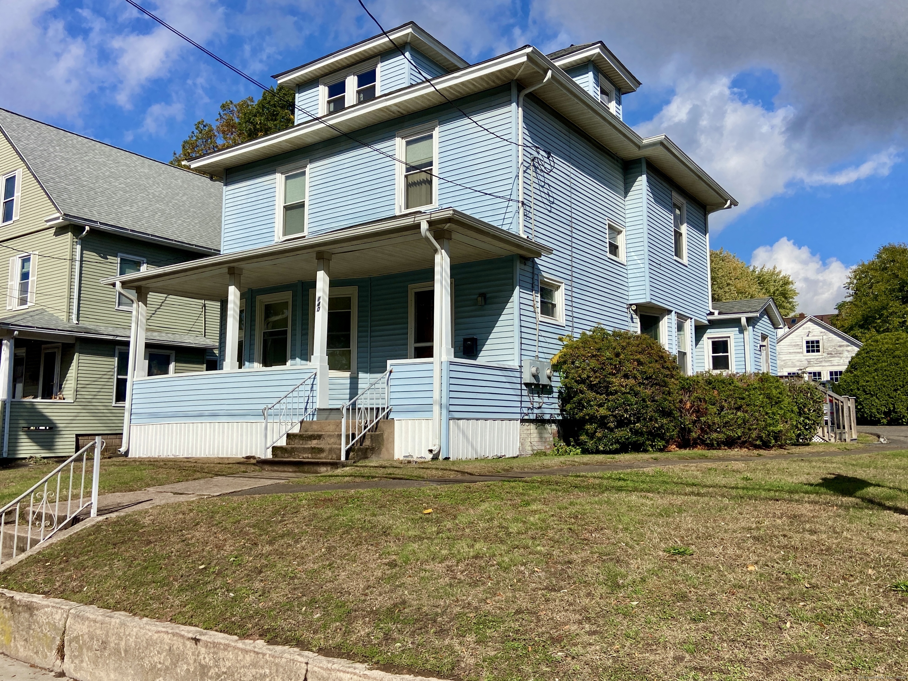 140 Union Street Vernon, CT 06066 - Photo 19 of 26 a front view of a house with garden