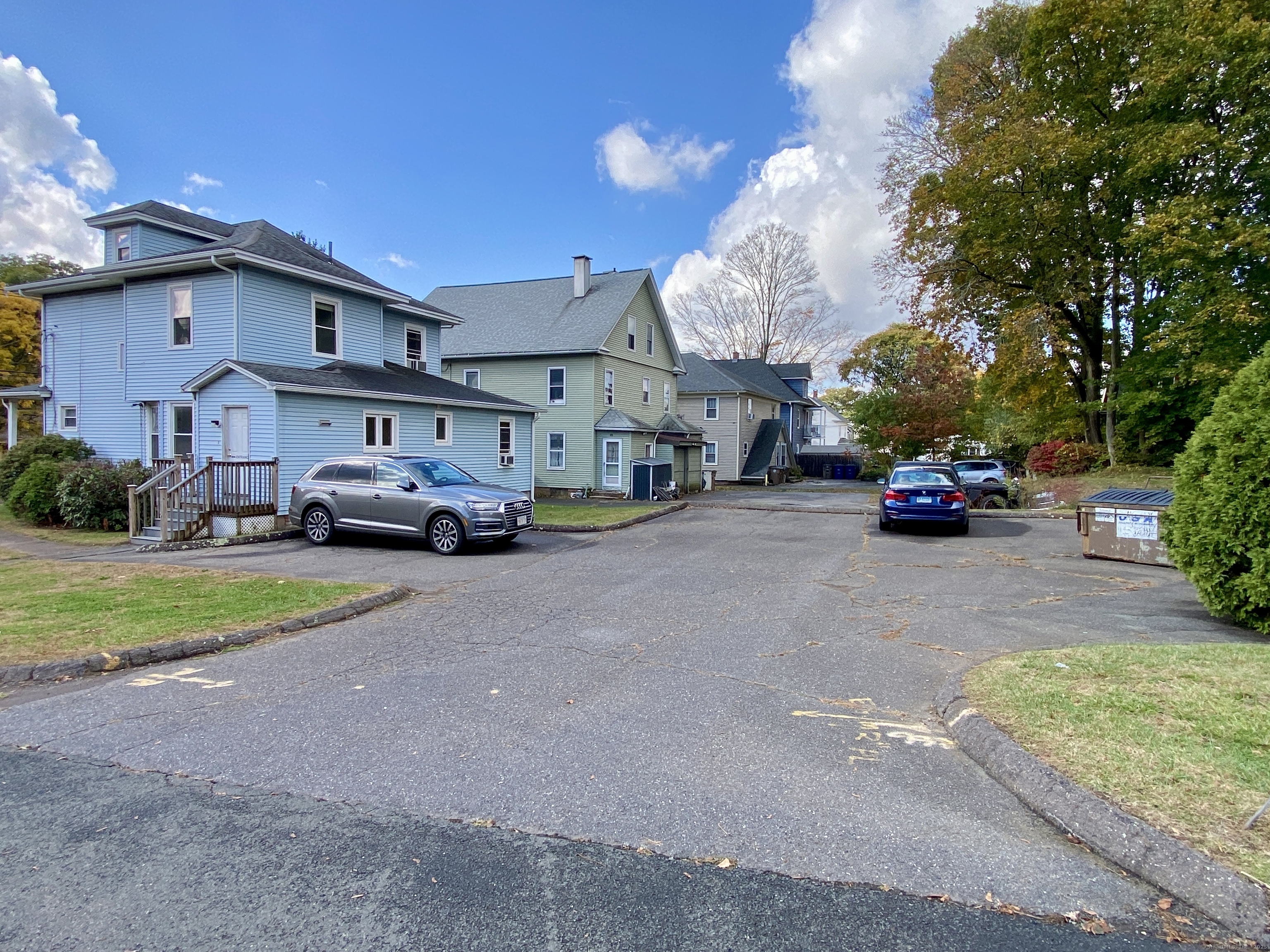 140 Union Street Vernon, CT 06066 - Photo 20 of 26 a car parked in front of a house