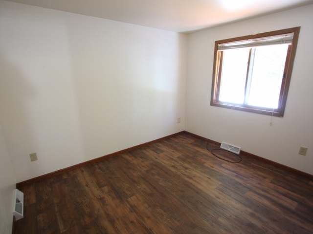 307 Sumac Trail Rhinelander, WI 54501 - Photo 9 of 13 Gallery Image 9