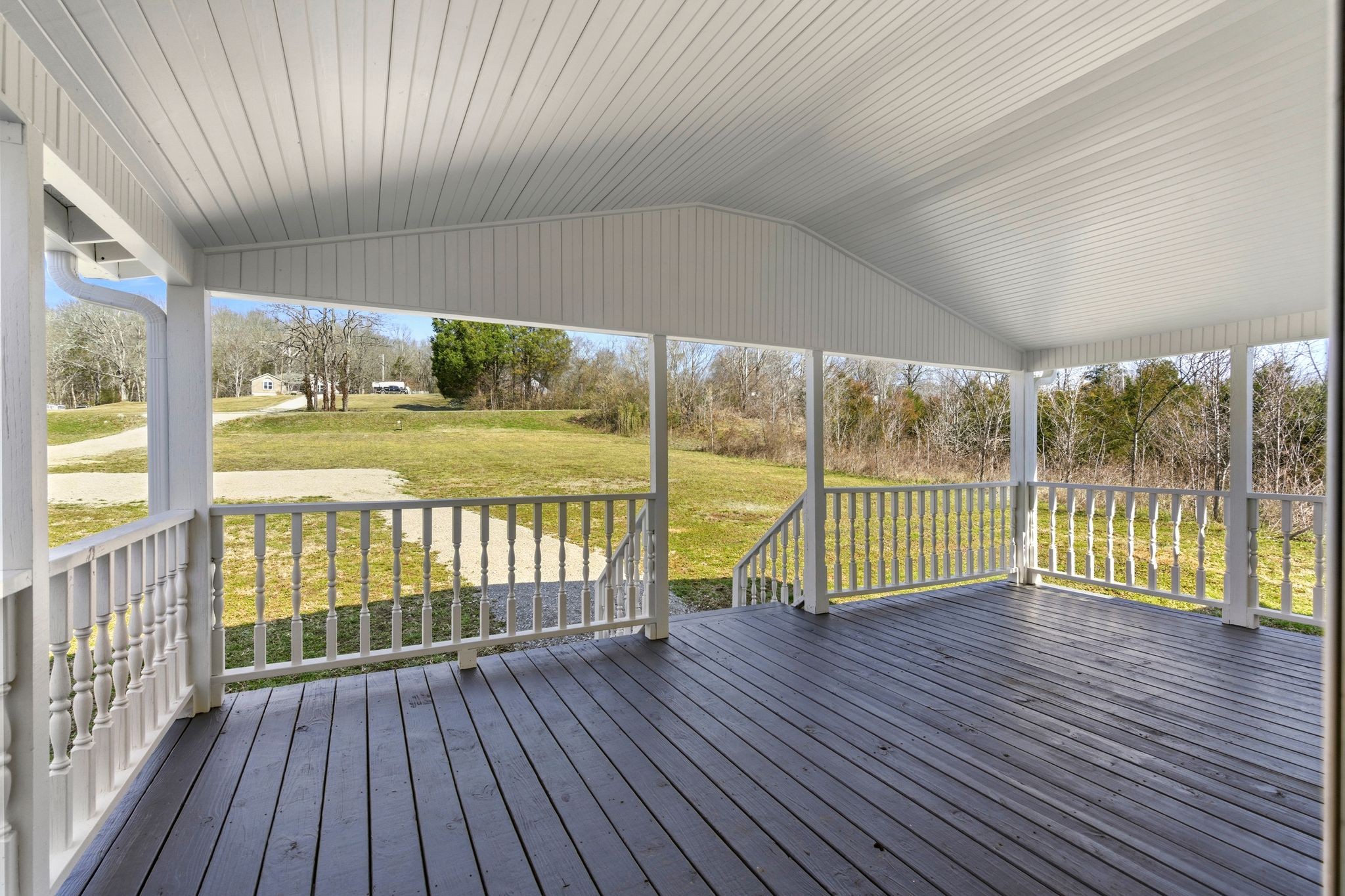 3092 McKibbon Road Culleoka, TN 38451 - Photo 9 of 41 a view of a room with wooden floor and a window