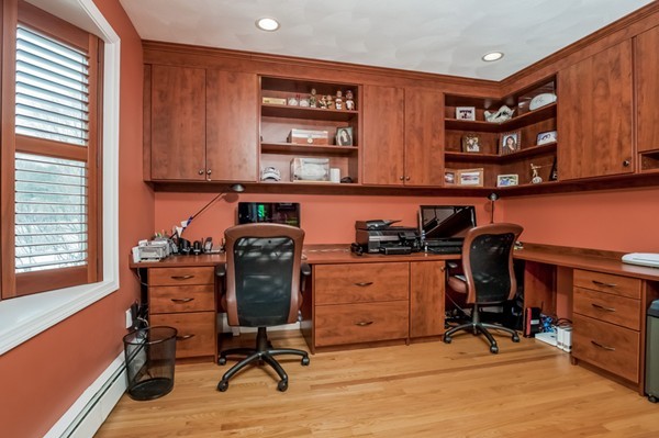 304 Stonebridge Road Wayland, MA 01778 - Photo 7 of 24