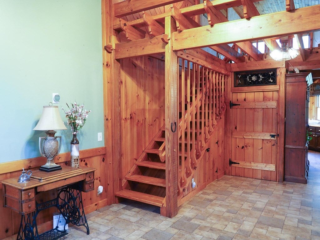 980 Homestead Road Hillsville, VA 24343 - Photo 21 of 68 Gallery Image 21