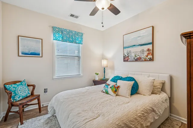 $378,000 | 215 Forsythia Avenue, Summerville, SC 29483