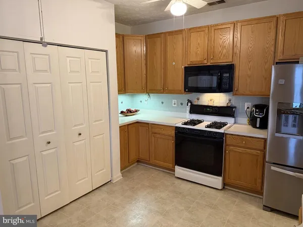 $258,900 | 5082 Brightleaf Court, Unit 5082, Baltimore, MD 21237