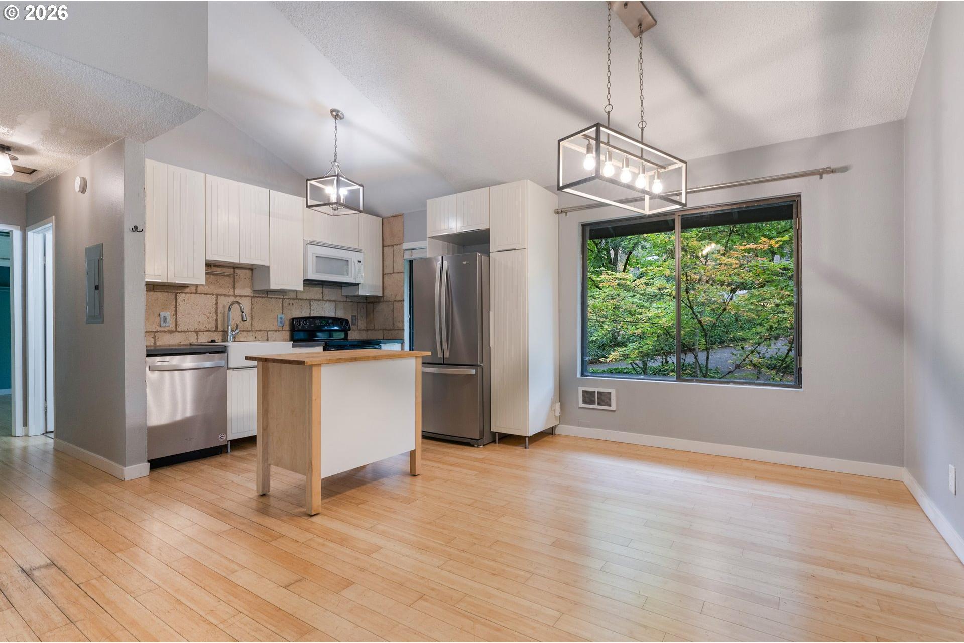 7556 Southwest Barnes Road, Unit A Portland, OR 97225 - Photo 10 of 28 Kitchen/Dining Room
