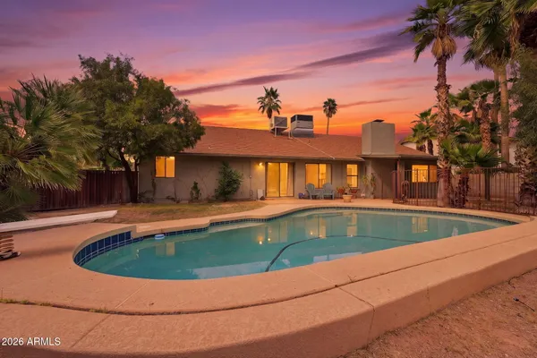 $599,000 | 319 East Hackamore Street, Mesa, AZ 85201