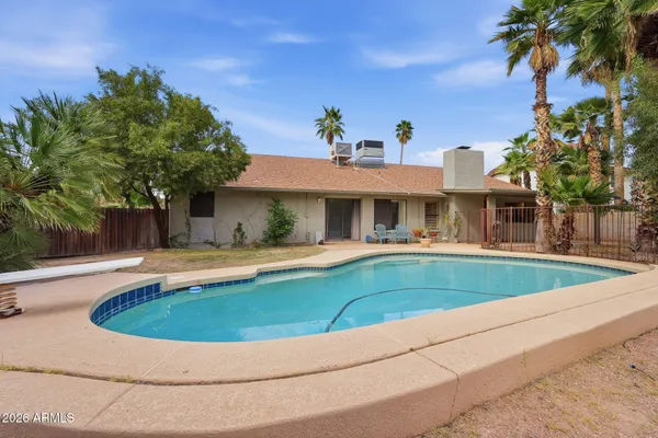 $599,000 | 319 East Hackamore Street, Mesa, AZ 85201