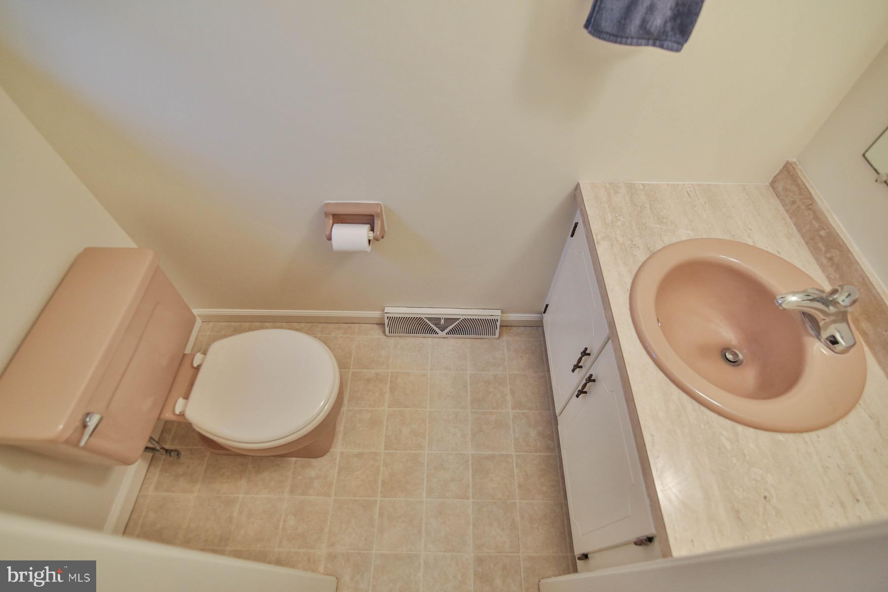 1006 Oldstone Road Allentown, PA 18103 - Photo 23 of 47 Gallery Image 23