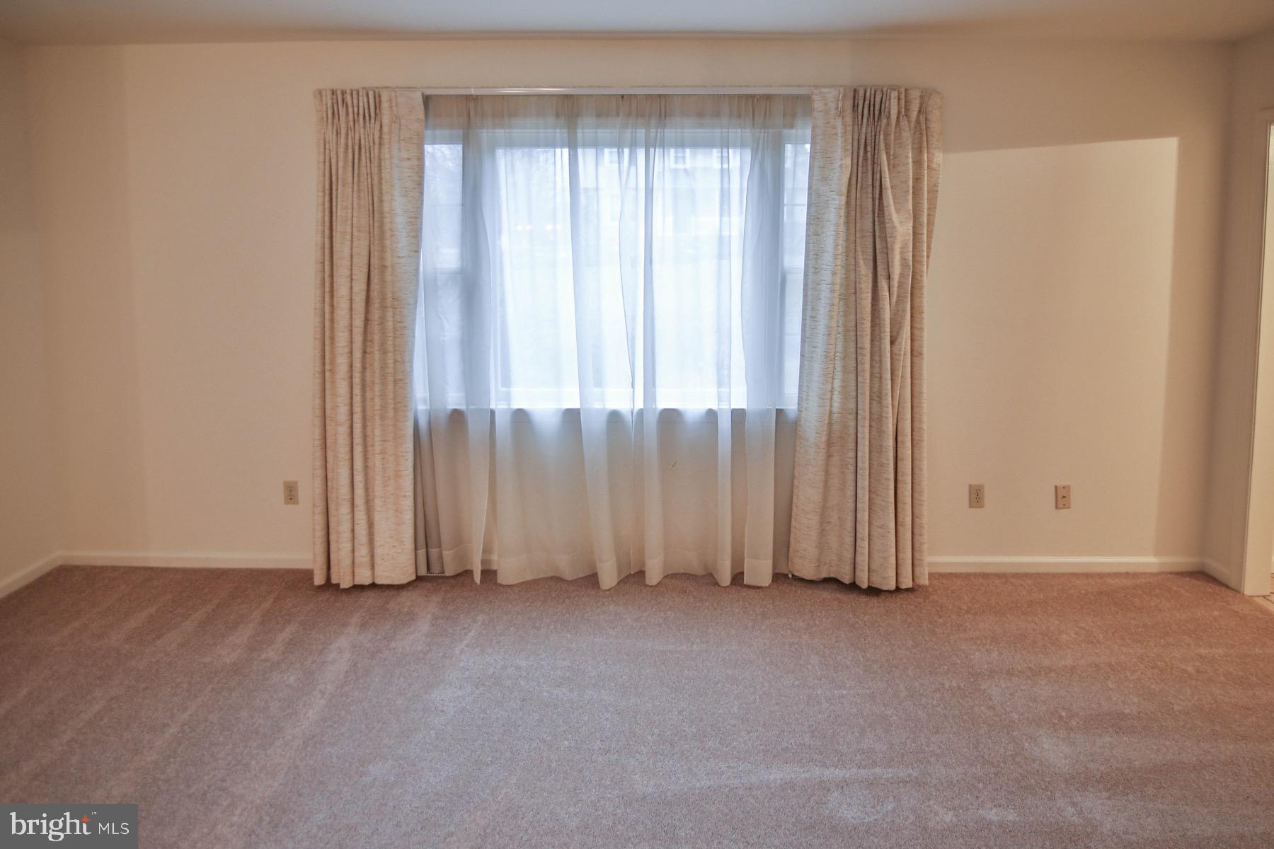 1006 Oldstone Road Allentown, PA 18103 - Photo 10 of 47 Gallery Image 10
