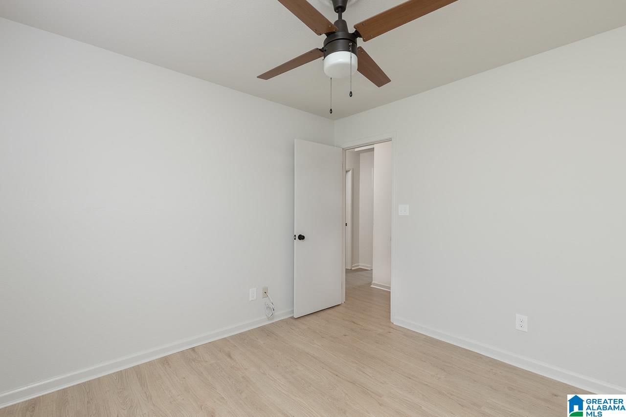 2201 Chapel Hill Road Birmingham, AL 35216 - Photo 15 of 25