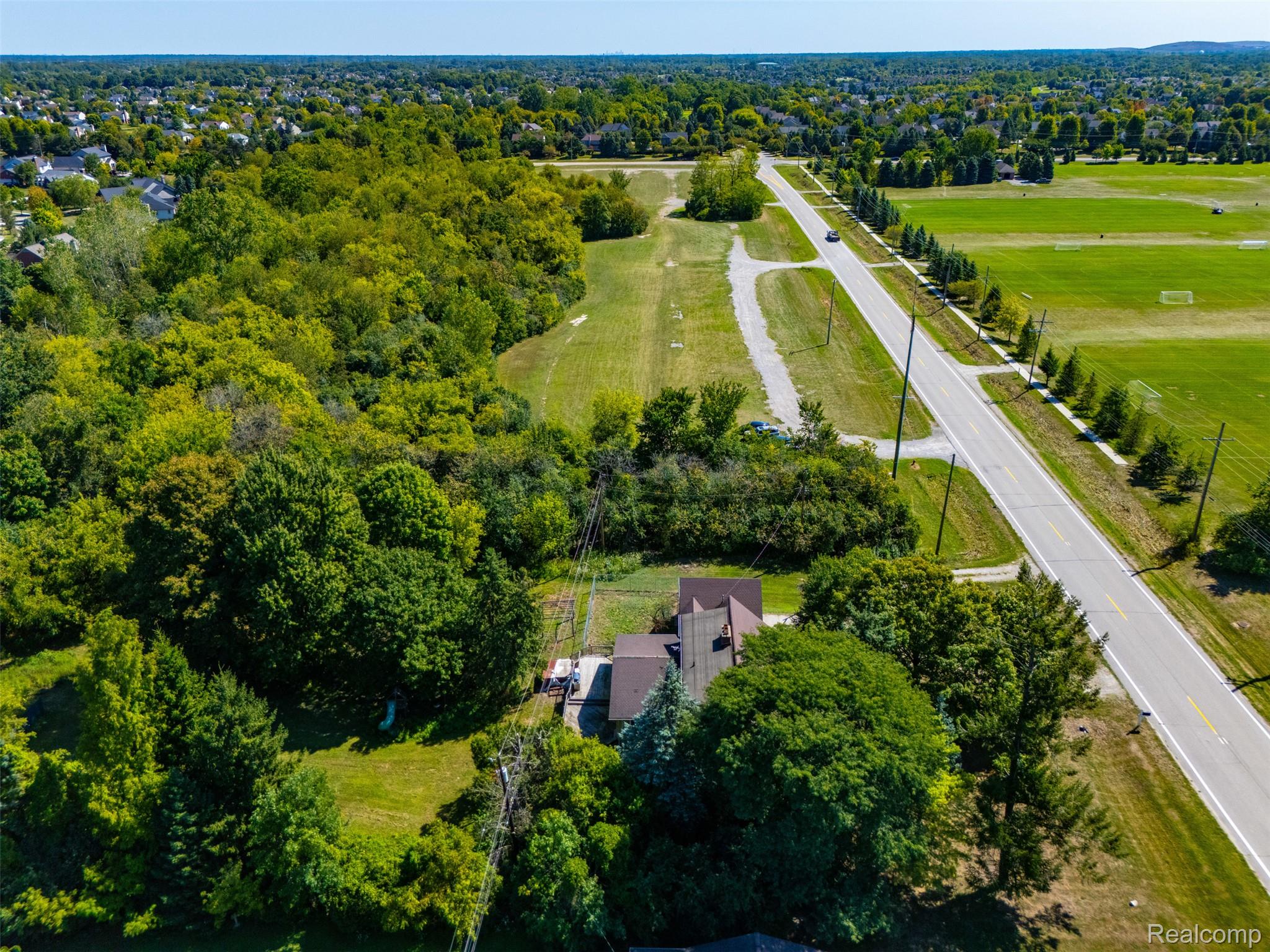 49940 Proctor Road Canton, MI 48188 - Photo 34 of 41 drone-49940 proctor rd, canton township, mi 48188-005.jpg