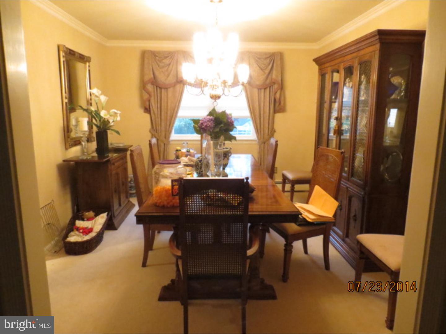 52 Deerpath Road Chalfont, PA 18914 - Photo 5 of 25 Gallery Image 5