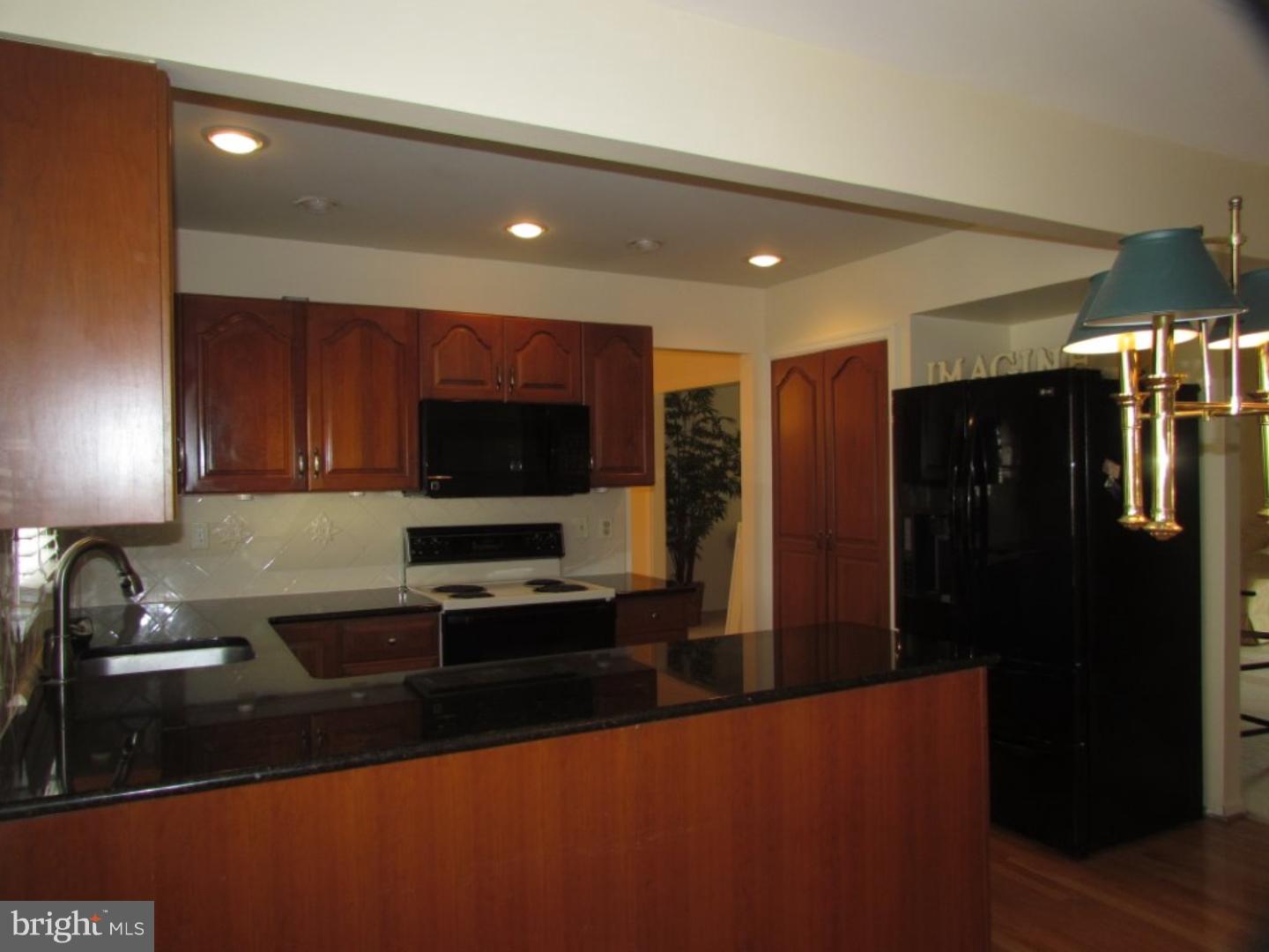 52 Deerpath Road Chalfont, PA 18914 - Photo 7 of 25 Gallery Image 7