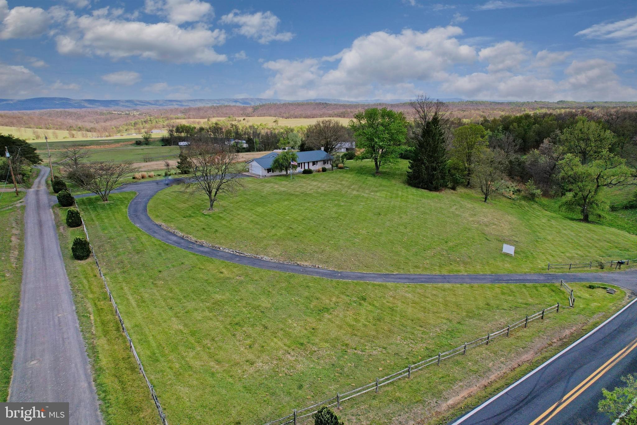 7977 Knobley Road Keyser, WV 26726 - Photo 13 of 44