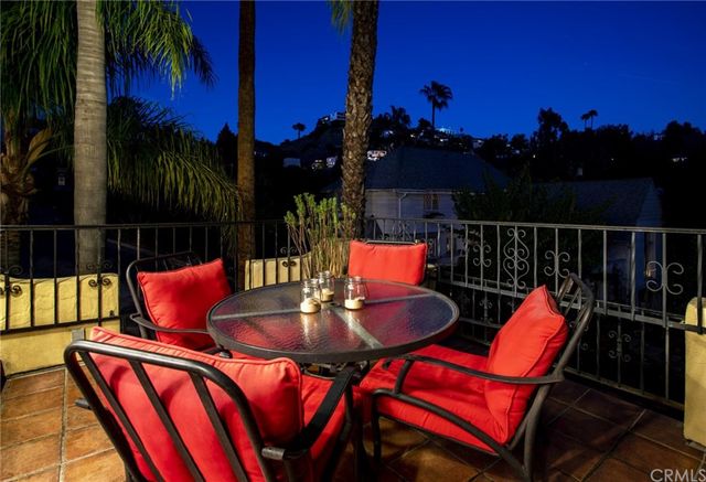 $1,371,710 | 6466 Odin Street, Los Angeles, CA 90068