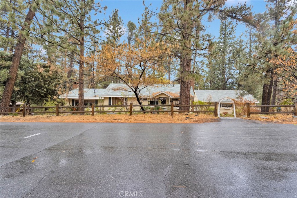 2046 Thrush Road Wrightwood, CA 92397 - Photo 3 of 44