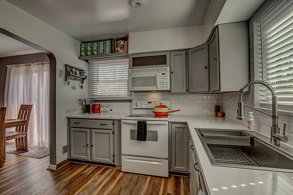 76 Pleasant Ridge Avenue Fort Mitchell, KY 41017 - Photo 6 of 19 Gallery Image 6