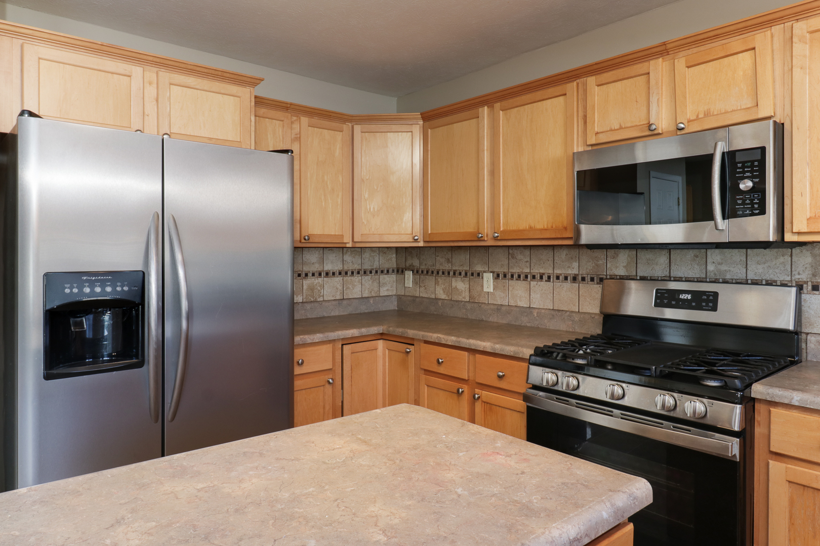 3112 Sable Oaks Road Bloomington, IL 61704 - Photo 12 of 43 Gallery Image 12